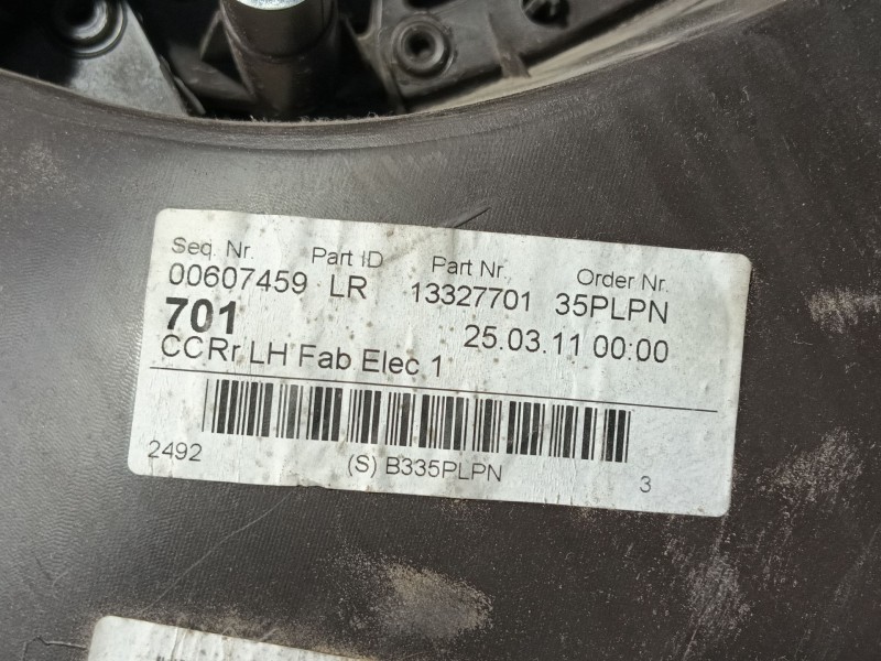 Recambio de guarnecido puerta trasera izquierda para opel insignia berlina cosmo referencia OEM IAM   