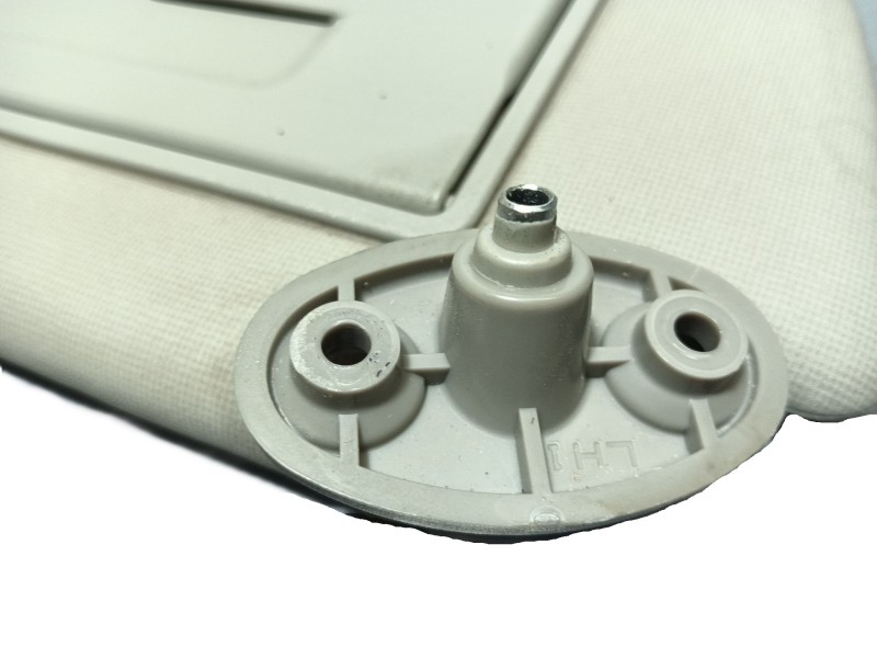 Recambio de parasol izquierdo para ssangyong tivoli grand 1.2 t-gdi referencia OEM IAM   