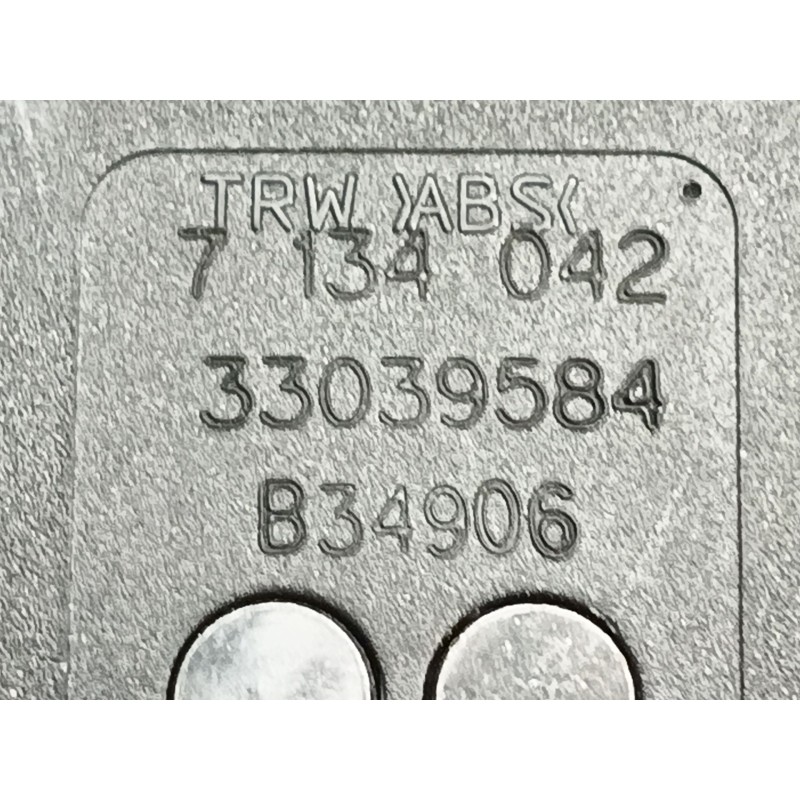 Recambio de enganche cinturon trasero central para bmw 7 (e65, e66, e67) 730 ld referencia OEM IAM   