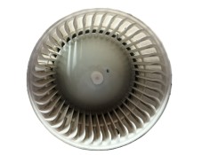 Recambio de motor calefaccion para ssangyong tivoli grand 1.2 t-gdi referencia OEM IAM    2