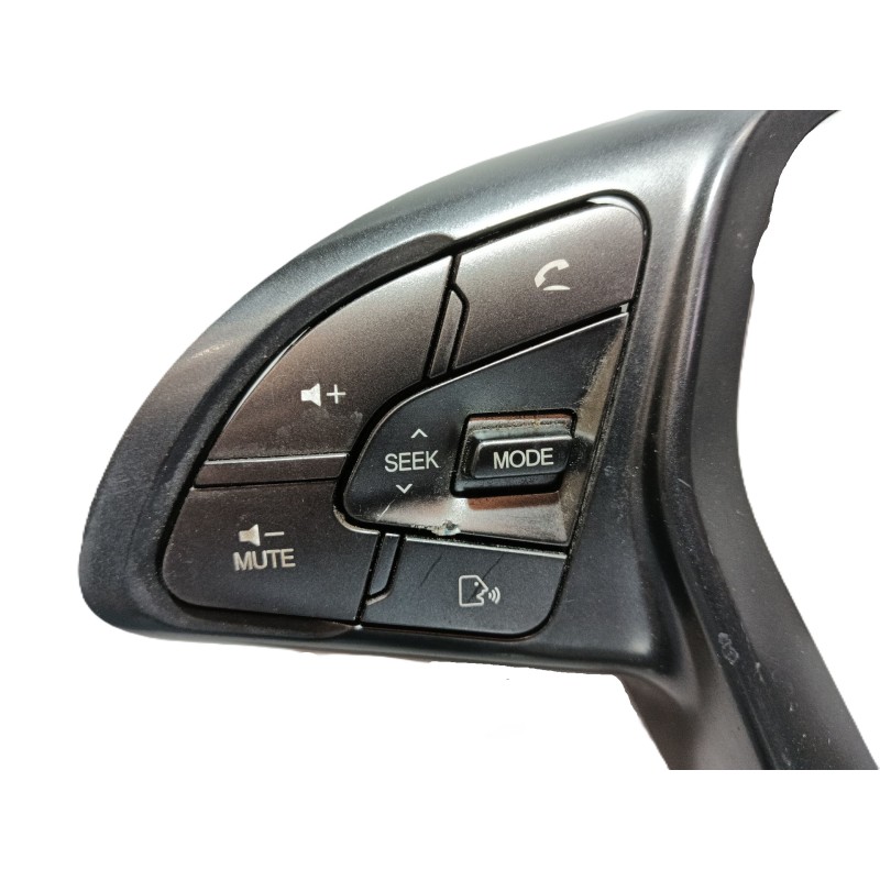 Recambio de mando multifuncion para ssangyong tivoli grand 1.2 t-gdi referencia OEM IAM   