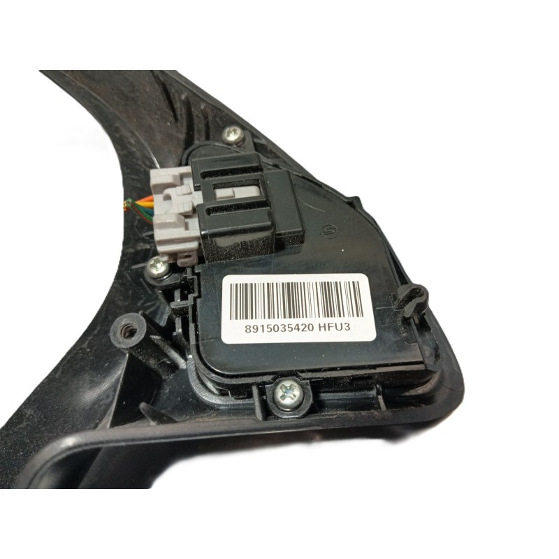 Recambio de mando multifuncion para ssangyong tivoli grand 1.2 t-gdi referencia OEM IAM   