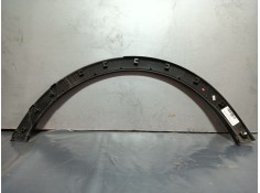 Recambio de moldura para ssangyong tivoli grand 1.2 t-gdi referencia OEM IAM    2
