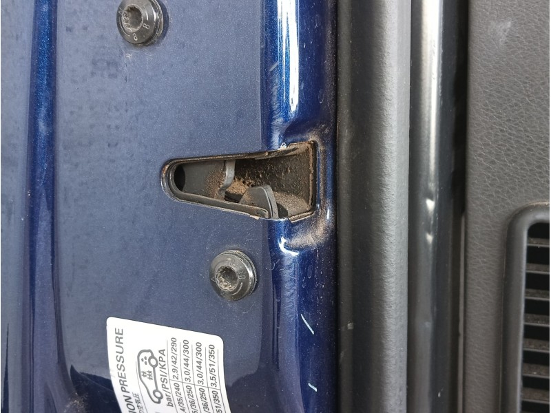 Recambio de puerta delantera izquierda para volkswagen touareg (7la, 7l6, 7l7) 2.5 r5 tdi referencia OEM IAM COMPLETA  