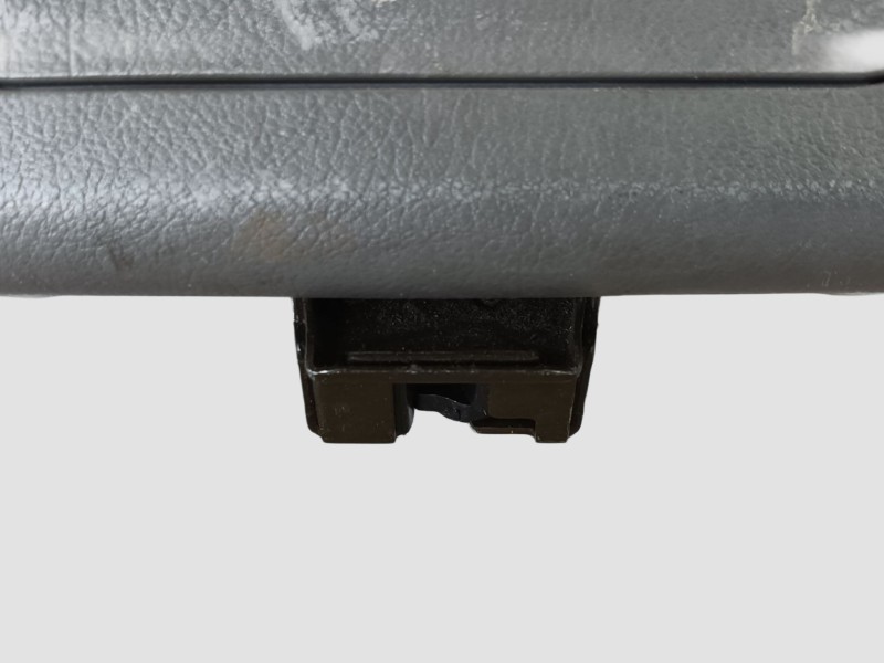 Recambio de porton trasero para daewoo lacetti hatchback (klan) 1.6 referencia OEM IAM COMPLETO  