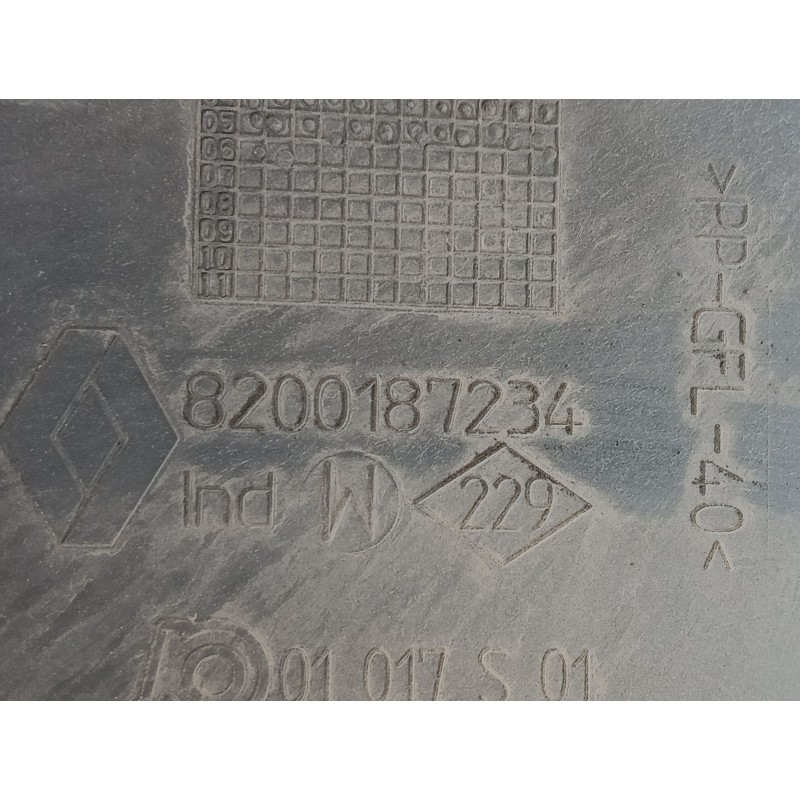 Recambio de panel frontal para nissan interstar furgoneta (x70) dci 100 referencia OEM IAM  8200187234 