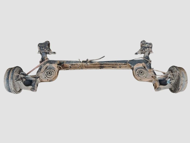 Recambio de puente trasero para dacia duster ambiance 4x2 referencia OEM IAM   