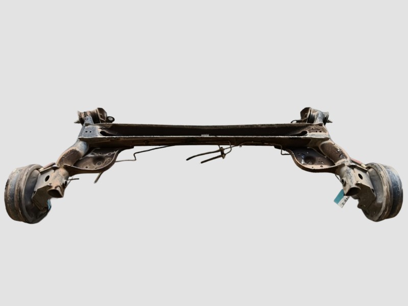 Recambio de puente trasero para dacia duster ambiance 4x2 referencia OEM IAM   