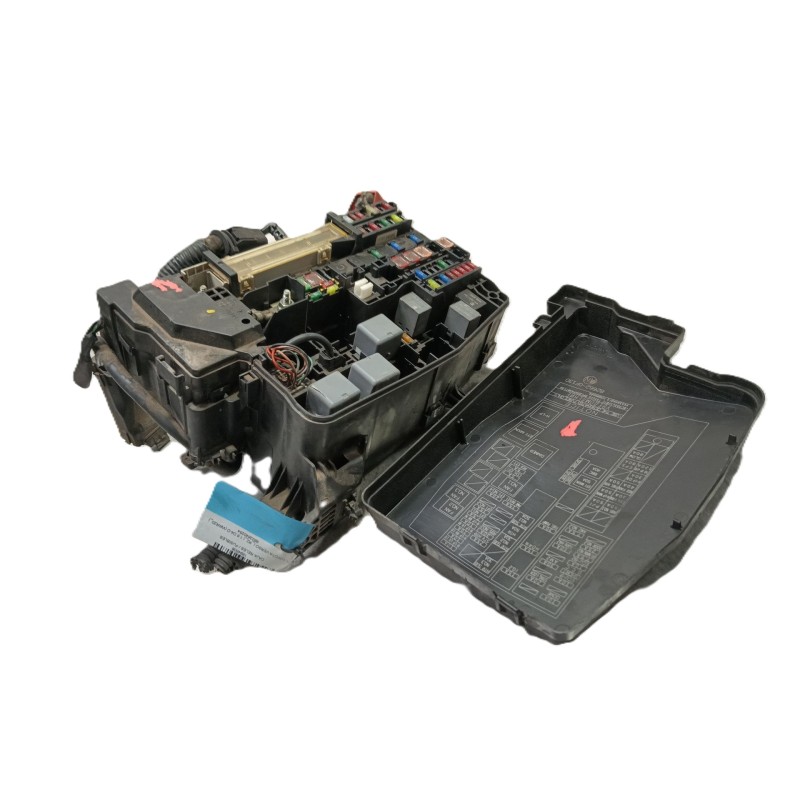 Recambio de caja reles / fusibles para toyota verso (_r2_) 1.6 d4-d (war20_) referencia OEM IAM   