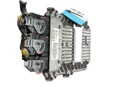 Recambio de centralita motor uce para peugeot 407 sw (6e_, 6d_) 2.0 hdi 135 referencia OEM IAM 0  