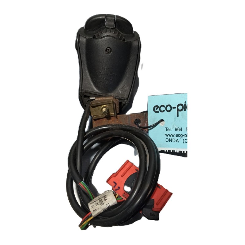 Recambio de interruptor para renault master ii furgoneta (fd) 2.5 dci 120 referencia OEM IAM   