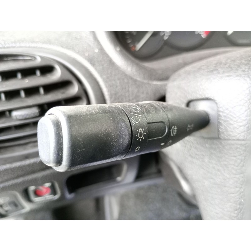 Recambio de mando intermitentes para peugeot 206 hatchback (2a/c) 1.4 i referencia OEM IAM   