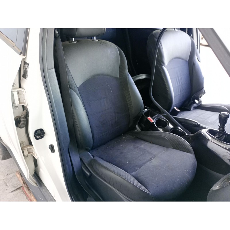 Recambio de asiento delantero derecho para nissan juke (f15) 1.2 dig-t referencia OEM IAM   