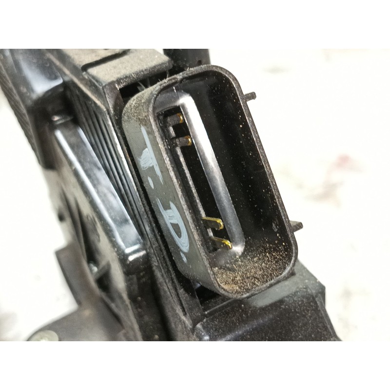 Recambio de cerradura puerta trasera derecha para ssangyong tivoli grand 1.2 t-gdi referencia OEM IAM   