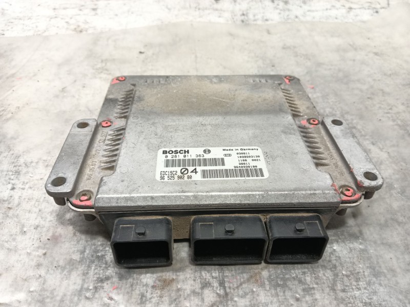 Recambio de centralita motor uce para lancia phedra (180) 2.2 jtd 16v emblema referencia OEM IAM   