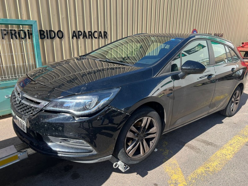 opel astra k sports tourer (b16) del año 2019