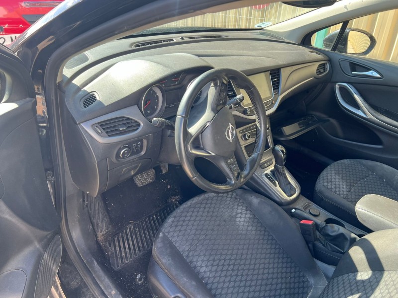 opel astra k sports tourer (b16) del año 2019