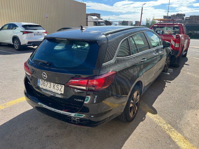 opel astra k sports tourer (b16) del año 2019