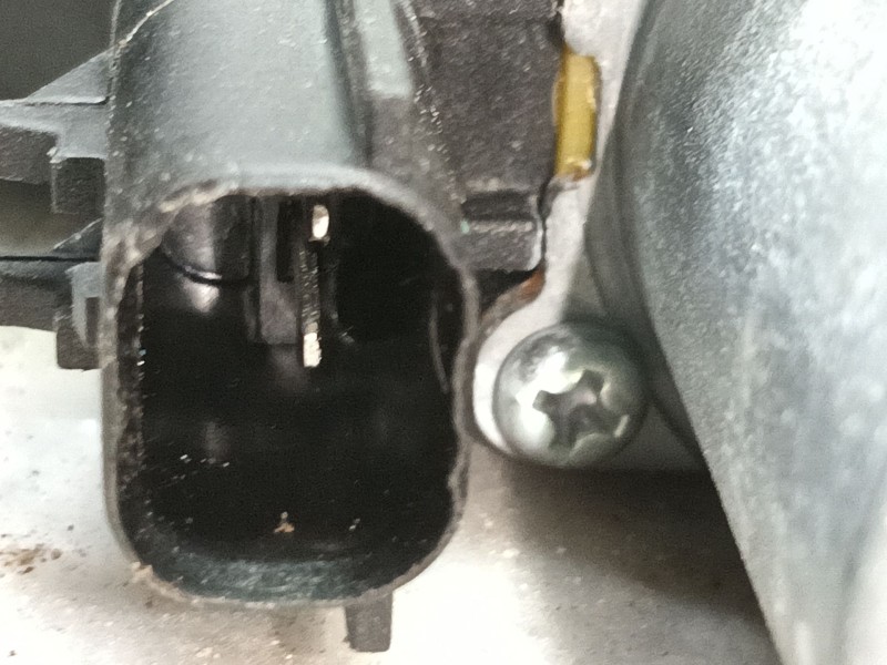 Recambio de elevalunas delantero derecho para ssangyong tivoli grand 1.2 t-gdi referencia OEM IAM   