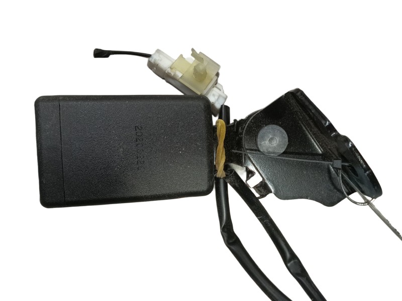 Recambio de enganche cinturon trasero derecho para ssangyong tivoli grand 1.2 t-gdi referencia OEM IAM  20200220 