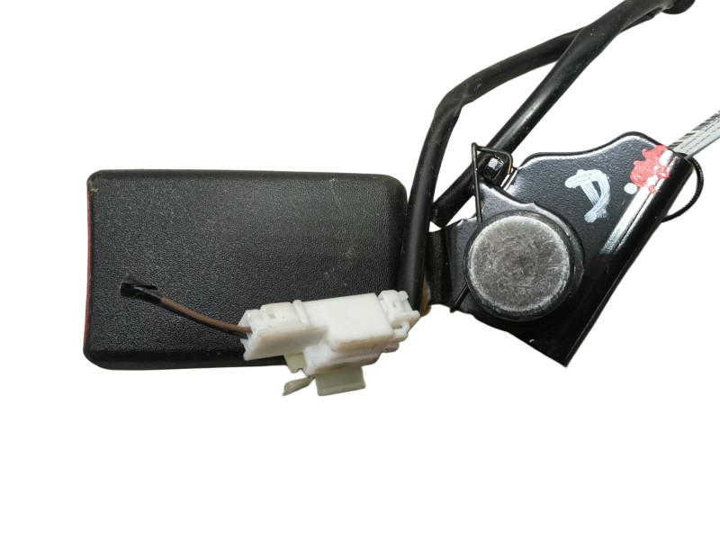 Recambio de enganche cinturon trasero derecho para ssangyong tivoli grand 1.2 t-gdi referencia OEM IAM  20200220 