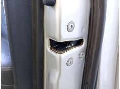 Recambio de cerradura puerta delantera derecha para toyota avensis sedán (_t25_) 1.8 (zzt251_) referencia OEM IAM    2