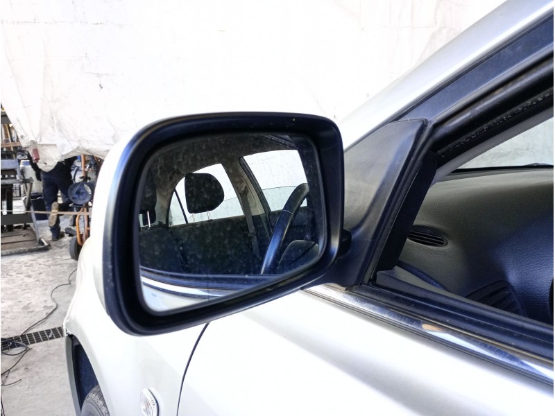 Recambio de retrovisor izquierdo para toyota avensis sedán (_t25_) 1.8 (zzt251_) referencia OEM IAM   