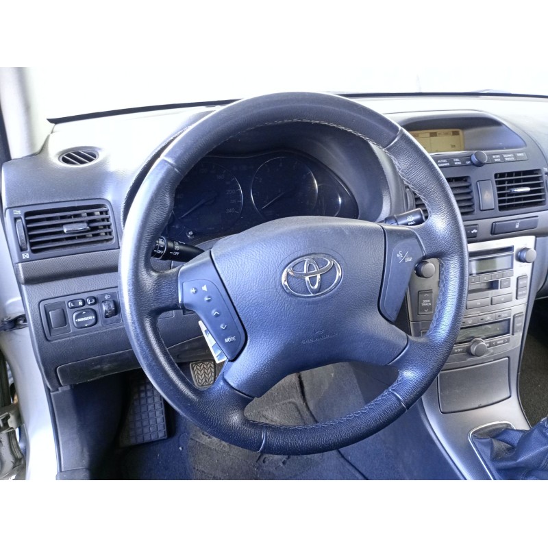 Recambio de volante para toyota avensis sedán (_t25_) 1.8 (zzt251_) referencia OEM IAM   