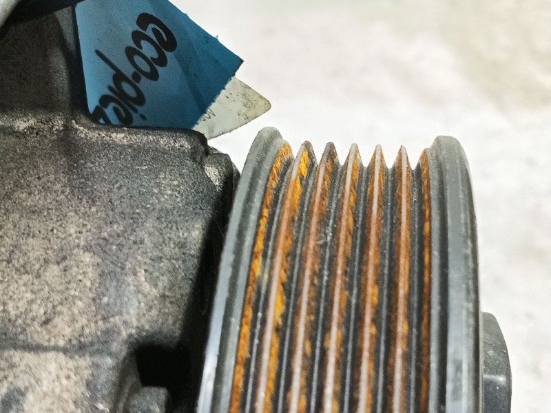 Recambio de compresor aire acondicionado para volkswagen polo v (6r1, 6c1) 1.4 tdi referencia OEM IAM  5Q0820803B 