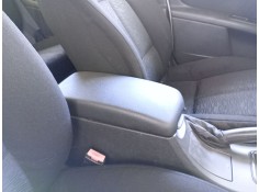 Recambio de apoyabrazos central para peugeot 407 (6d_) 1.8 16v (6d6fyc) referencia OEM IAM    2