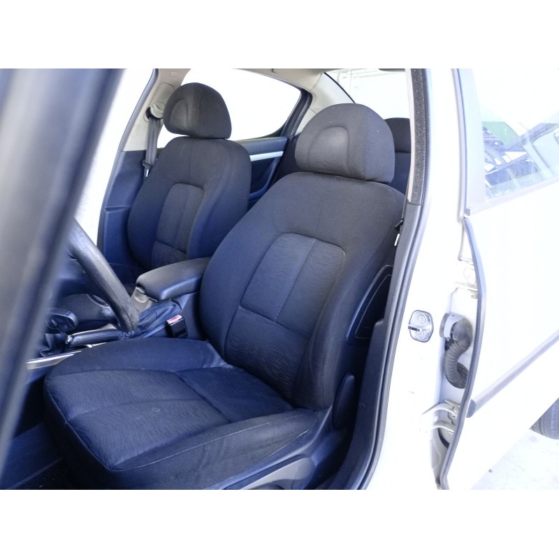 Recambio de asiento delantero izquierdo para peugeot 407 (6d_) 1.8 16v (6d6fyc) referencia OEM IAM   