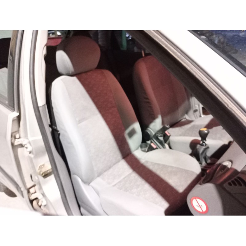 Recambio de asiento delantero derecho para ford focus i (daw, dbw) 1.8 di / tddi referencia OEM IAM   