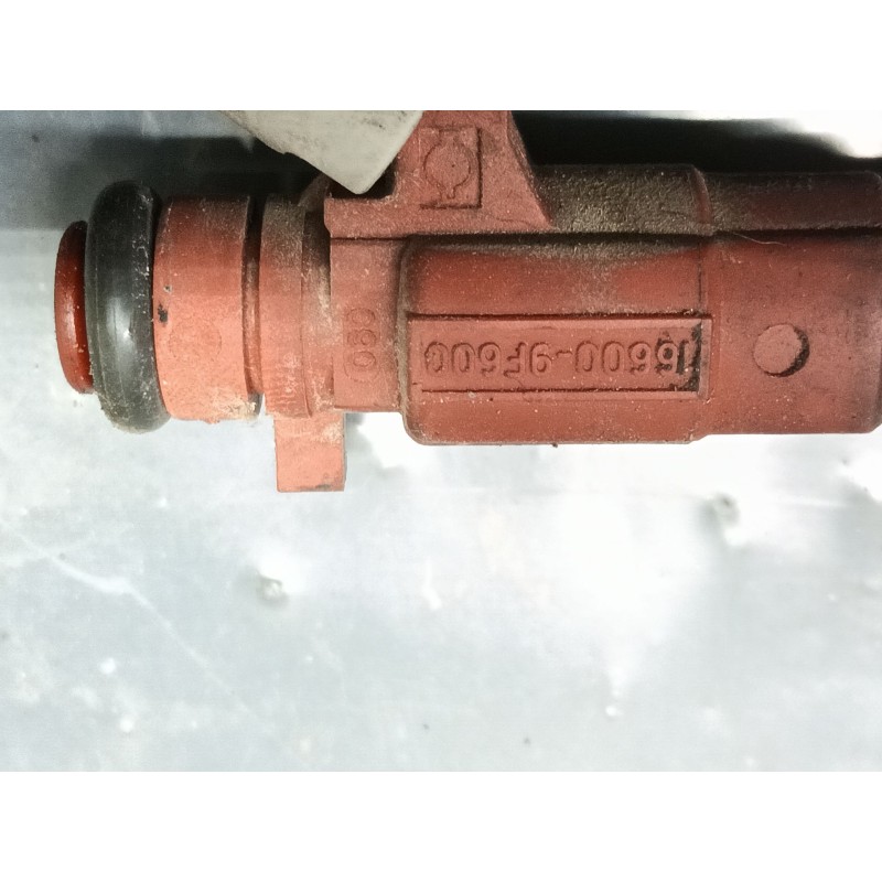 Recambio de inyector para nissan almera tino (v10) 1.8 referencia OEM IAM   