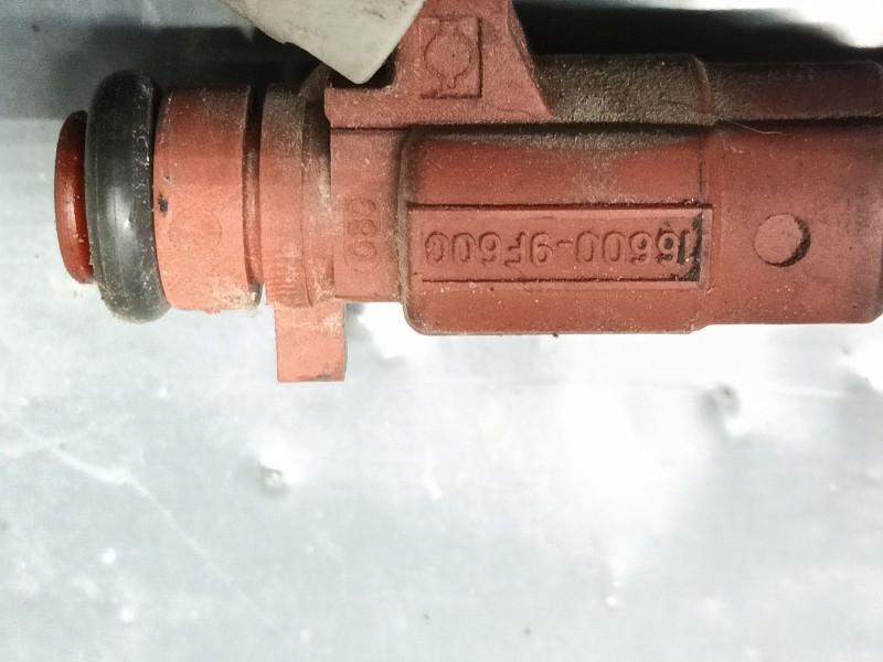 Recambio de inyector para nissan almera tino (v10) 1.8 referencia OEM IAM   