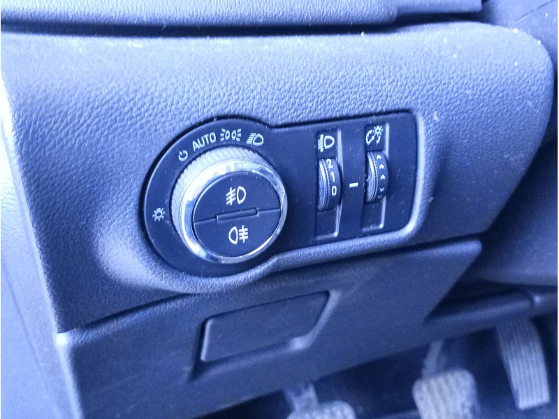 Recambio de mando luces para opel astra j (p10) 1.7 cdti (68) referencia OEM IAM   