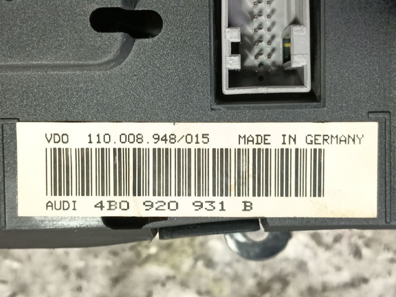 Recambio de cuadro instrumentos para audi a6 c5 (4b2) 2.5 tdi referencia OEM IAM 04B0920936PX 4B0920931B 