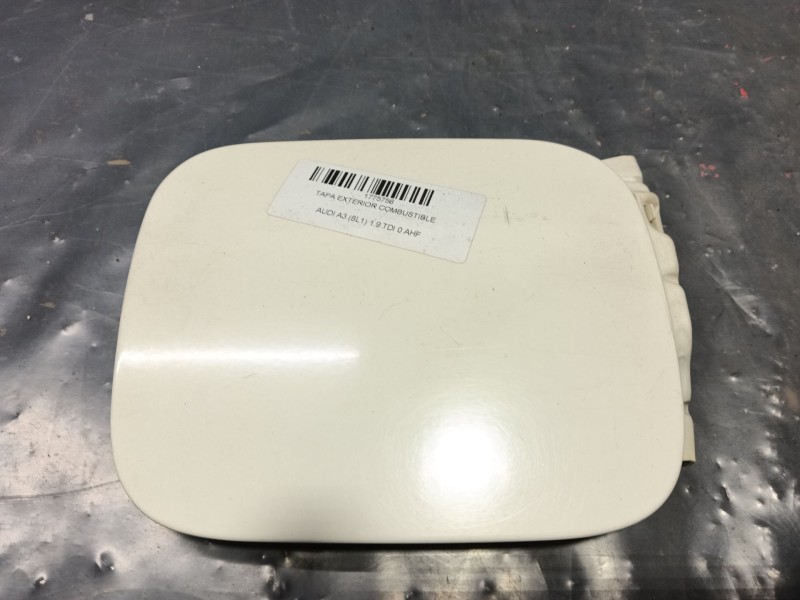 Recambio de tapa exterior combustible para audi a3 (8l1) 1.9 tdi referencia OEM IAM 0  