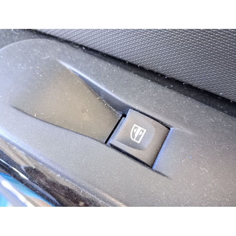 Recambio de mando elevalunas delantero derecho para renault captur i (j5_, h5_) 0.9 tce 90 referencia OEM IAM   