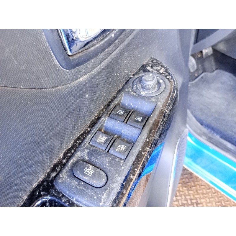 Recambio de mando elevalunas delantero izquierdo para renault captur i (j5_, h5_) 0.9 tce 90 referencia OEM IAM   