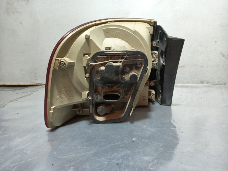 Recambio de piloto trasero derecho para volkswagen touareg (7la, 7l6, 7l7) 2.5 r5 tdi referencia OEM IAM   