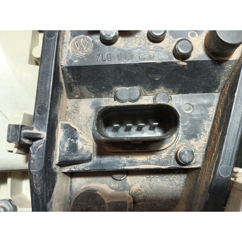 Recambio de piloto trasero derecho para volkswagen touareg (7la, 7l6, 7l7) 2.5 r5 tdi referencia OEM IAM   