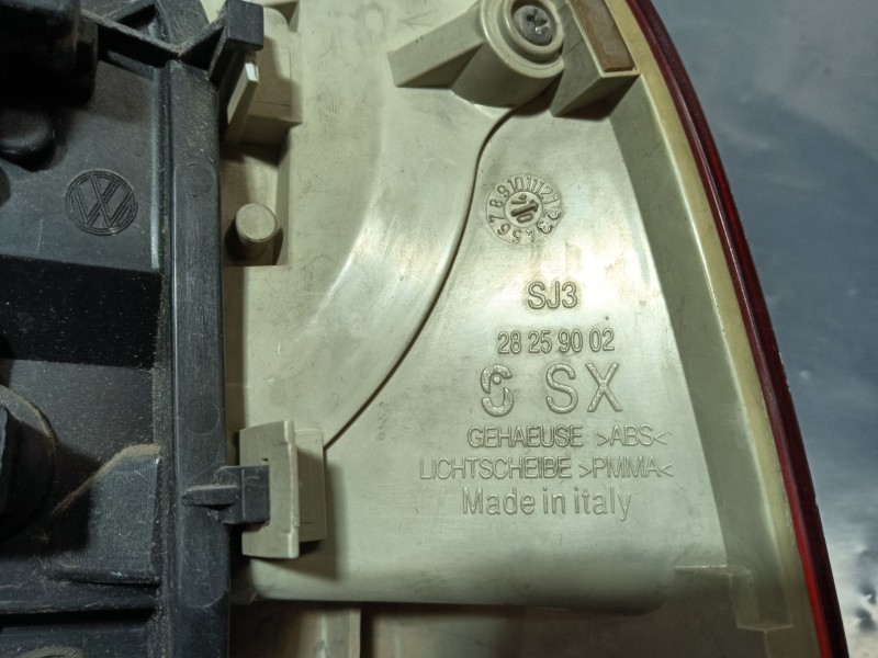 Recambio de piloto trasero izquierdo para volkswagen touareg (7la, 7l6, 7l7) 2.5 r5 tdi referencia OEM IAM   