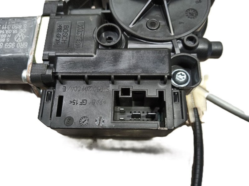 Recambio de elevalunas trasero derecho para volkswagen polo v (6r1, 6c1) 1.4 tdi referencia OEM IAM 6R0959811AAZ00  