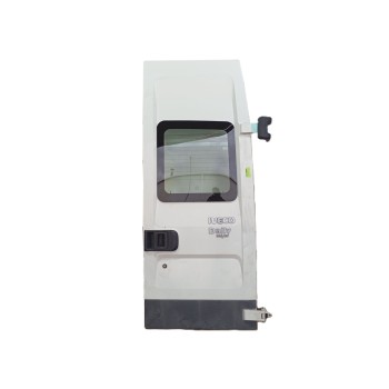 PUERTA TRASERA DERECHA 500323913 