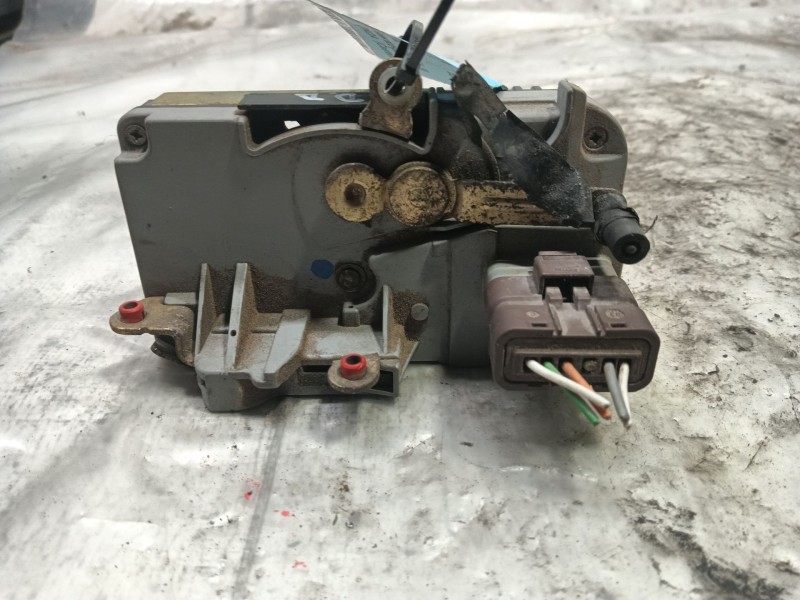 Recambio de cerradura puerta delantera derecha para fiat scudo furgoneta (220_) 2.0 jtd 16v referencia OEM IAM   