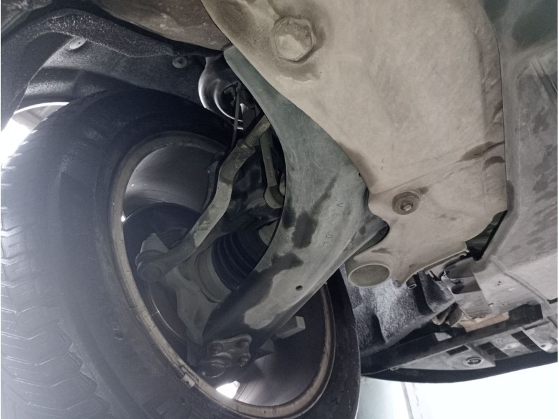 Recambio de brazo suspension inferior delantero izquierdo para renault grand scénic iii (jz0/1_) 2.0 dci (jz0y) referencia OEM I