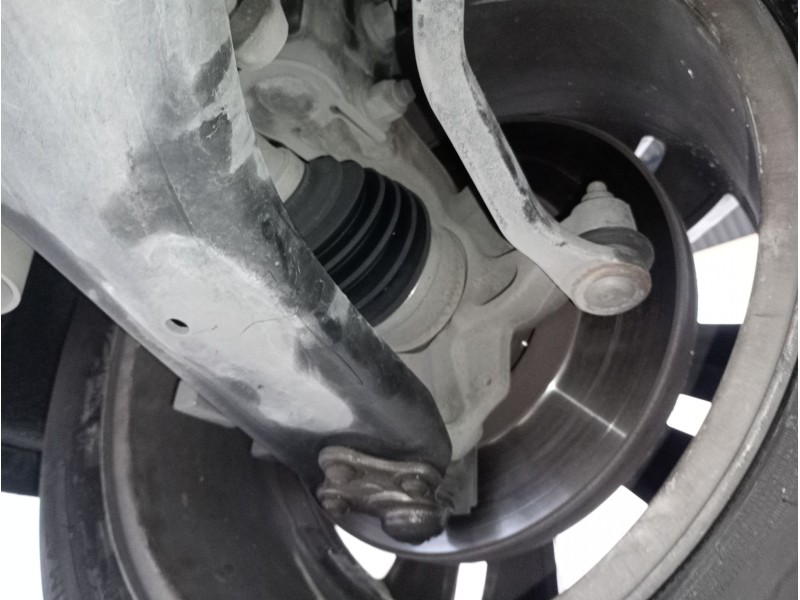 Recambio de mangueta delantera derecha para renault grand scénic iii (jz0/1_) 2.0 dci (jz0y) referencia OEM IAM   