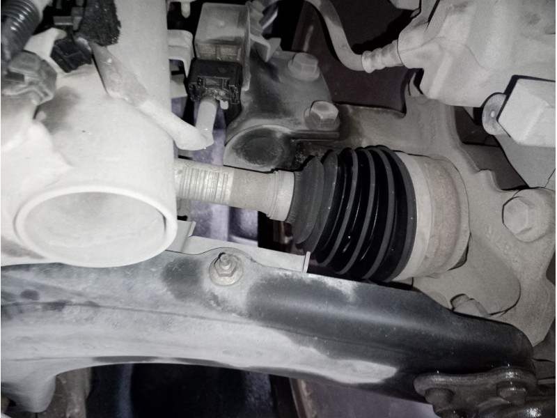 Recambio de transmision delantera izquierda para renault grand scénic iii (jz0/1_) 2.0 dci (jz0y) referencia OEM IAM   