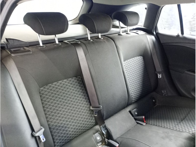 Recambio de cinturon seguridad trasero derecho para opel astra k sports tourer (b16) 1.4 turbo (35) referencia OEM IAM   