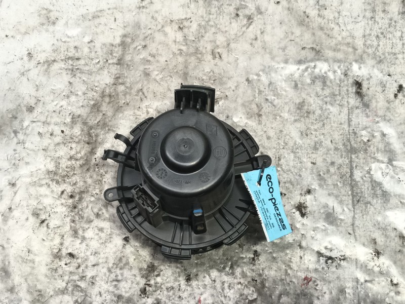 Recambio de motor calefaccion para nissan interstar furgoneta (x70) dci 100 referencia OEM IAM   